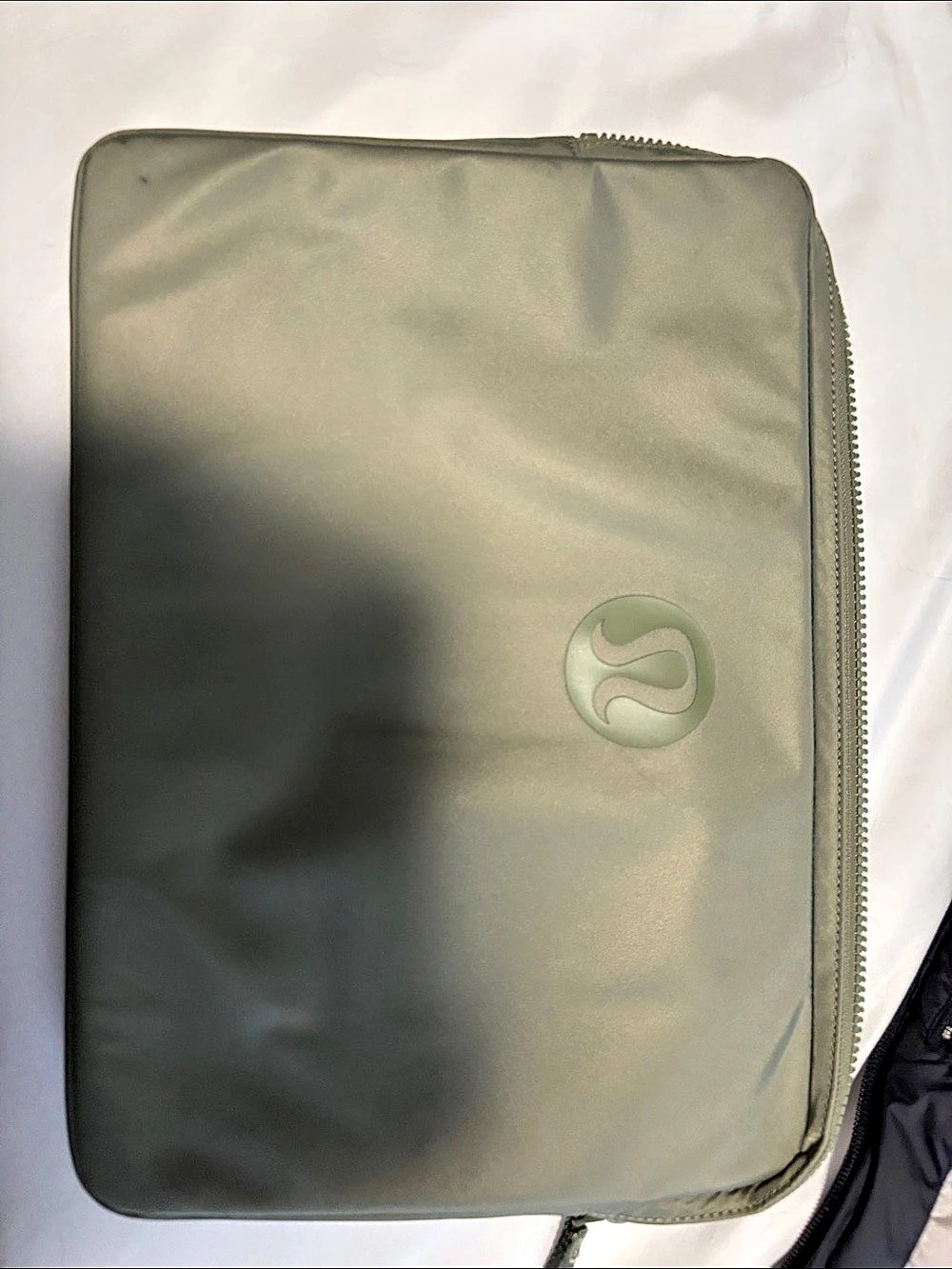 lululemon New Crew Laptop Sleeve in Green